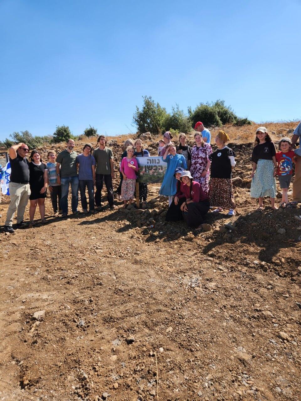 הניחו אבן פינה ליישוב חדש בשם נווה הבשן