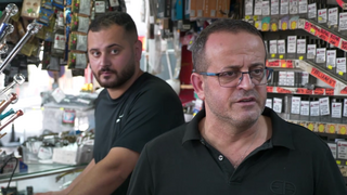יגאל ואלון עזריא