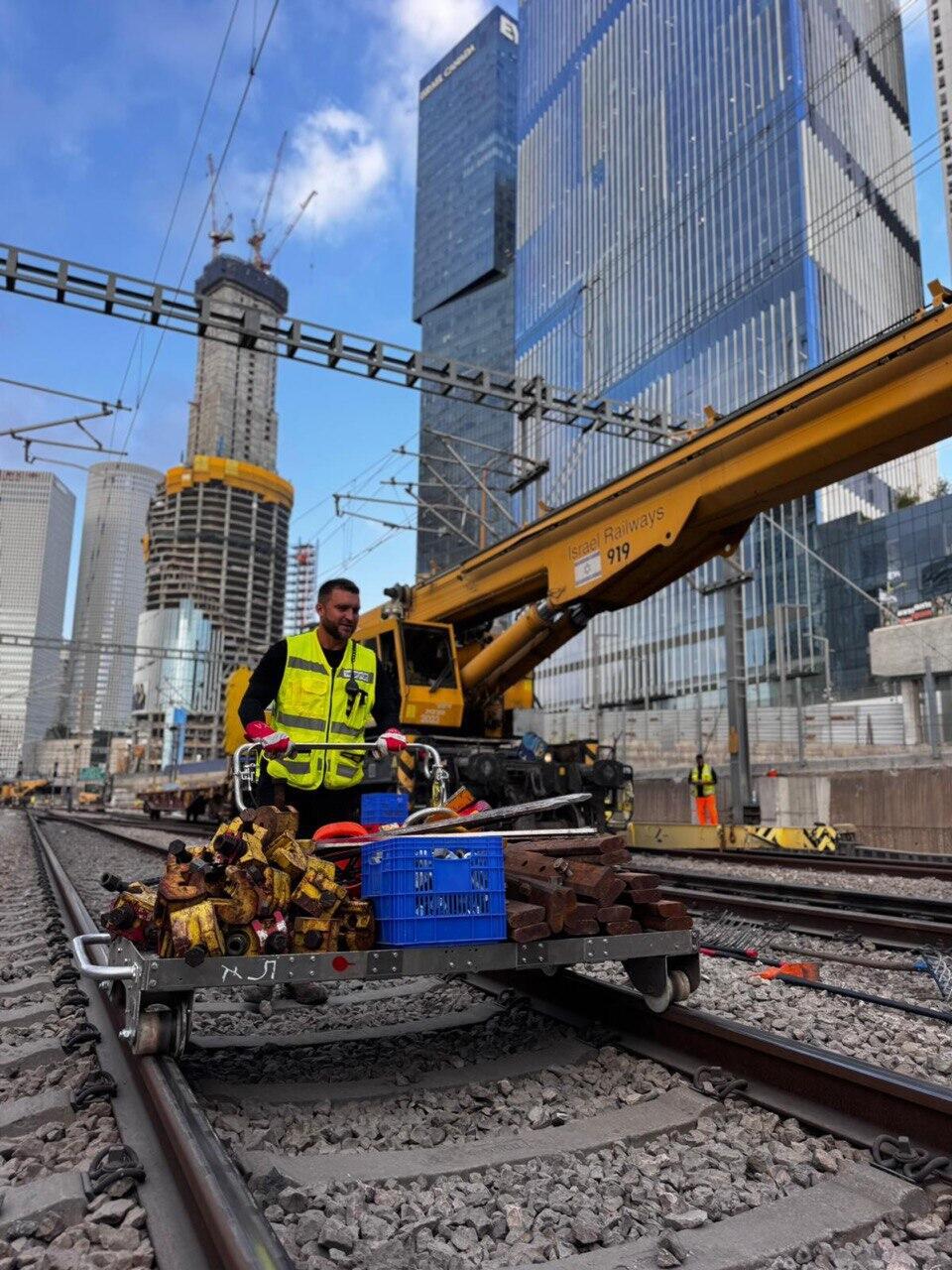 עבודות תיקון הרכבת 