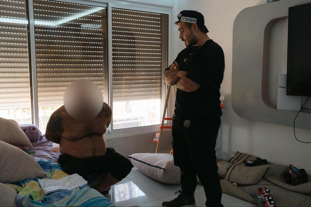 Задержание подозреваемых (Фото: пресс-служба полиции)  Полиция 21.08.25