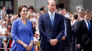 Принцесса Уэльская с нейтральным маникюром 