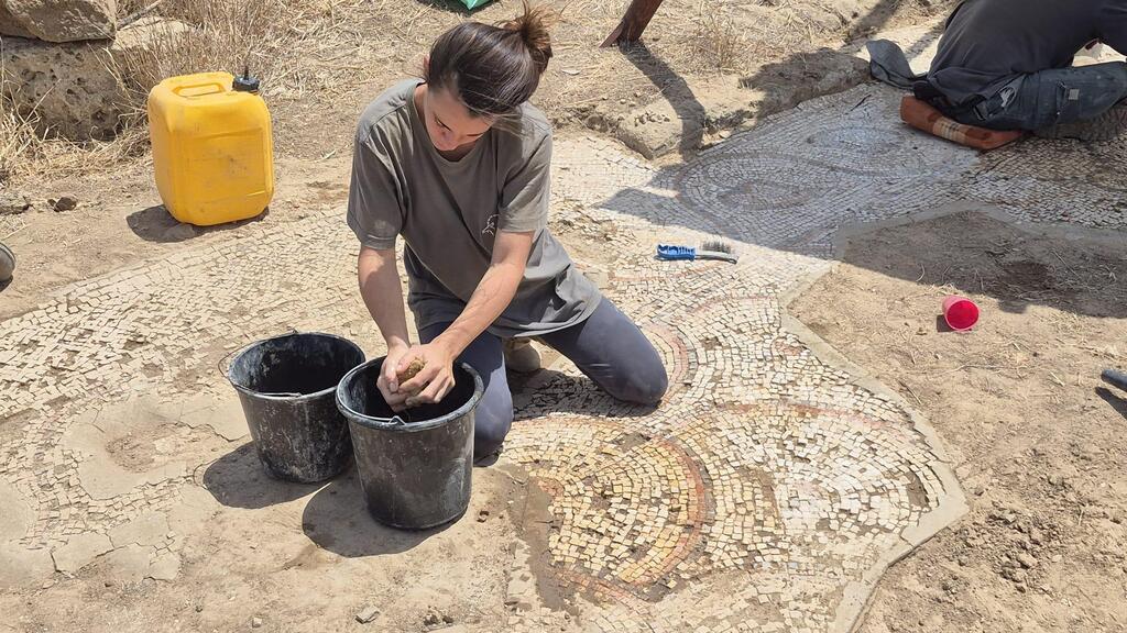העבודות להצלת הפסיפס