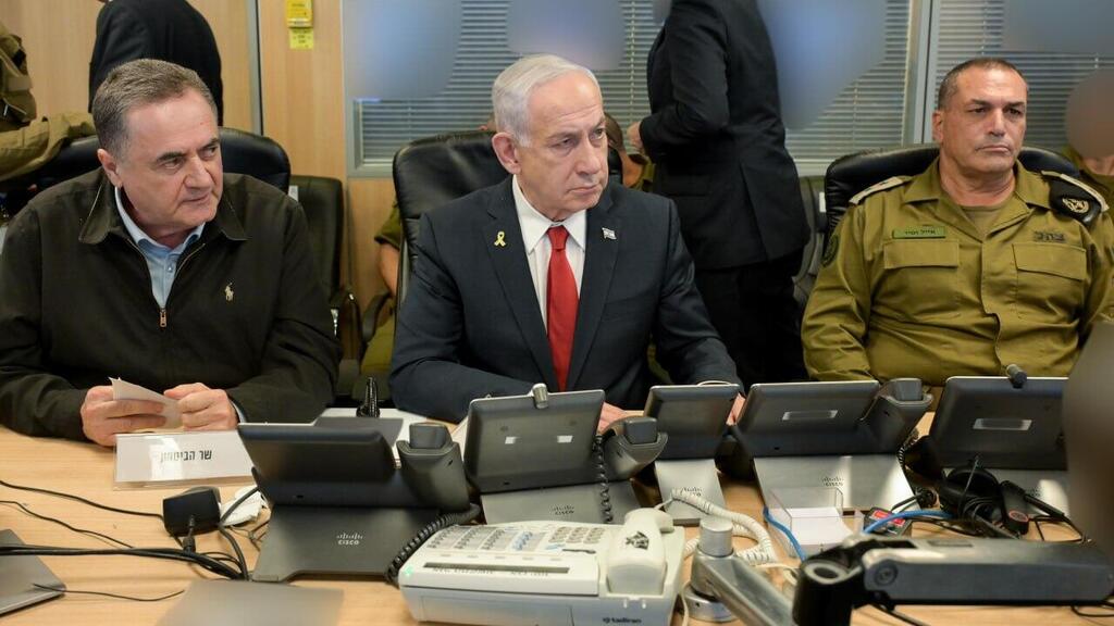 נתניהו בבור בקרייה