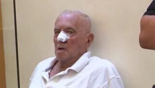 בן 89 שהתוודה שרצח את בנו ואשתו  - אותר מת ברכבו