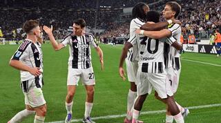 שחקני יובנטוס חוגגים. פתיחה מוצלחת לעונה