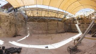 קיר הסכר העצום שנחשף בחפירות רשות העתיקות בבריכת השילוח