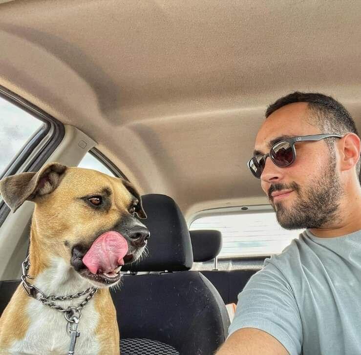 Arie (Arik) Hefetz with his dog Mika  