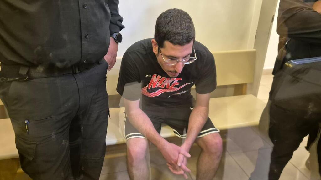 Орэль Шарон в зале суда (Фото: Ярив Кац) אוראל שרון - המורה שחשוד בעבירות מין ואונס בתלמידתו בת ה 12