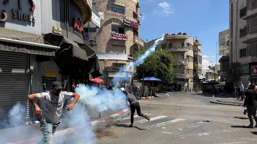  עימותים בין פלסטינים לכוחות צה"ל ברמאללה