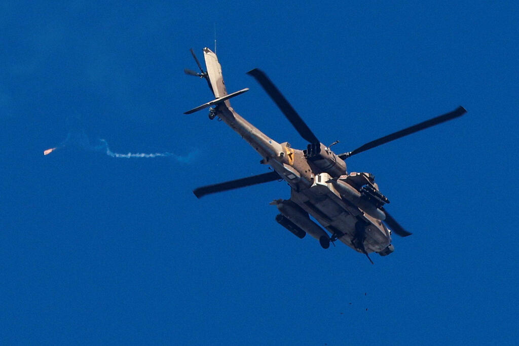 מסוק צה"ל מעל גבול הרצועה