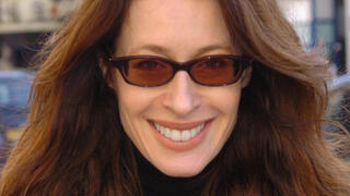 טיילר טומסון, יורשת מיליונים מקנדה