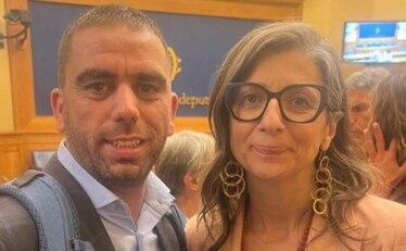 שליחה של האו"ם לשטחים הפלסטינים פרנצ'סקה אלבנזה יחד עם איש חמאס שפעיל ב איטליה סוליימן חיג'אזי  בחודש יולי