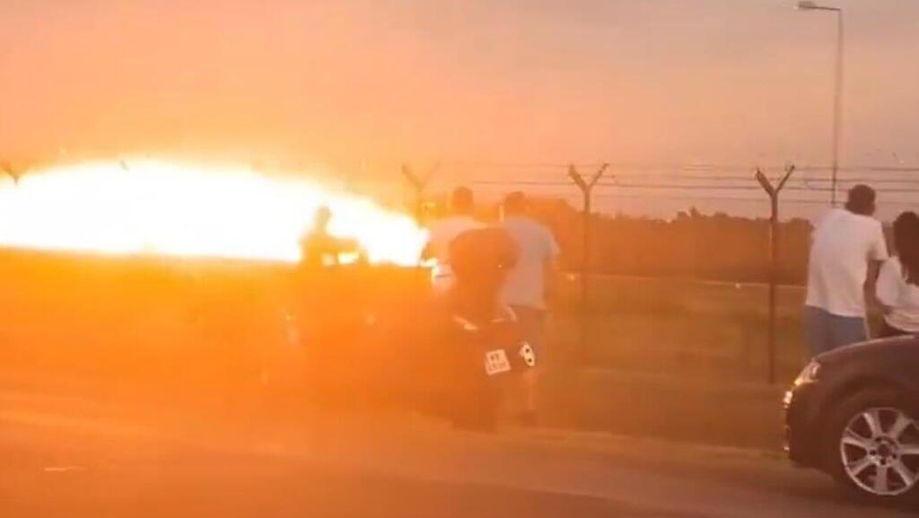 תיעוד דרמטי: מטוס F-16 מתרסק בפולין