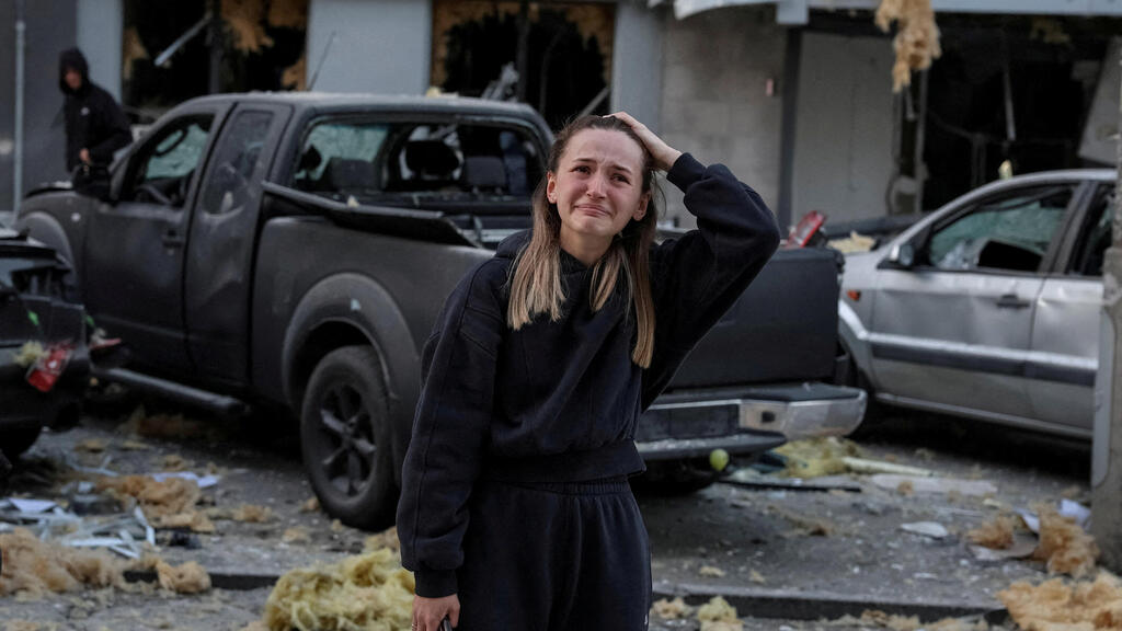 אוקראינה קייב מסוק כיבוי זירת פגיעה מתקפה רוסית