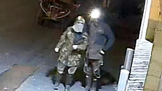 ניו זילנד תיעוד של האב שנעלם עם שלושת ילדיו הקטנים