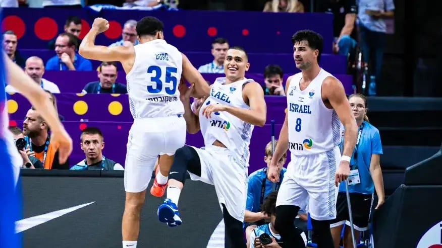 Миг победы (Фото: FIBA) נבחרת ישראל