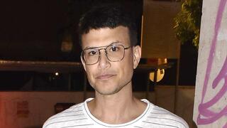 כשבועיים אחרי סערת יעל פוליאקוב, אסי עזר מתנצל