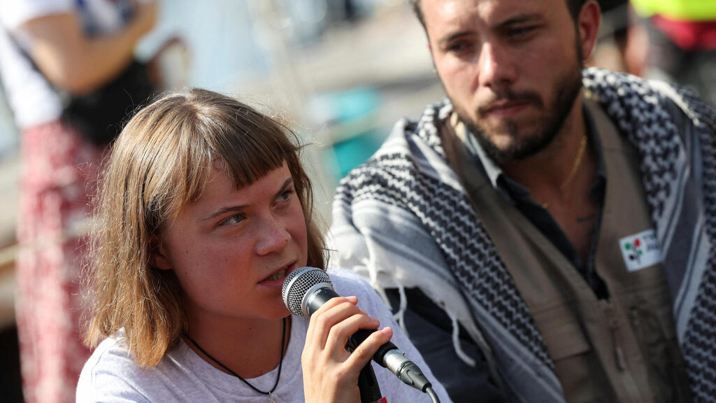 ספרד נמל ברצלונה מפגינים פרו פלסטינים פלסטיניים משט סומוד צומוד גרטה טונברג