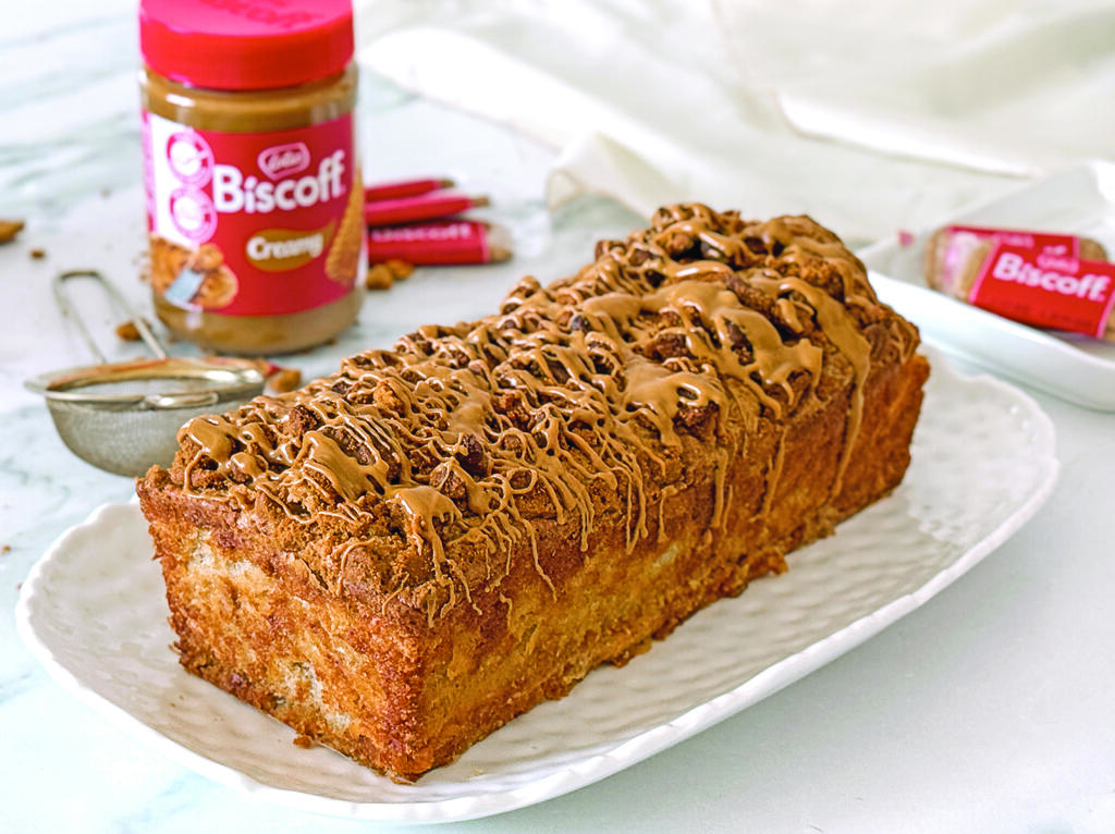 עוגת לוטוס ותפוחים עסיסית של בר פיירמן