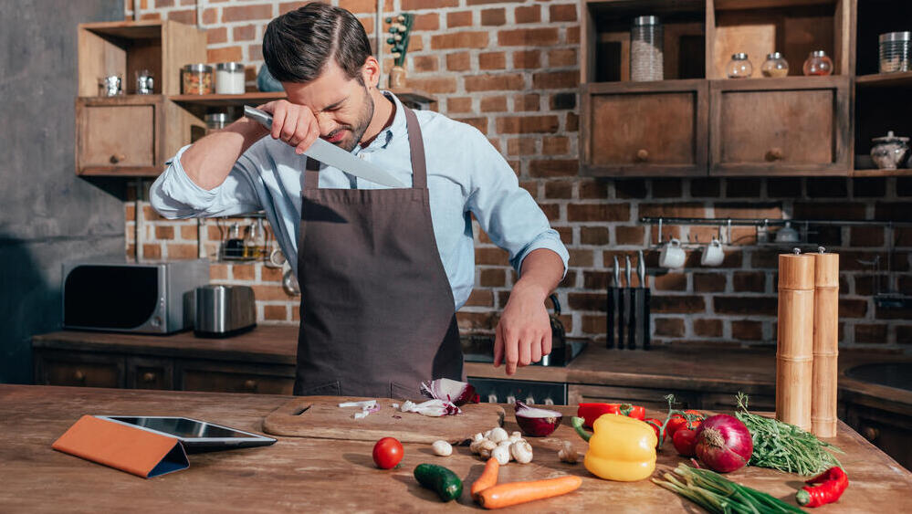 Фото: shutterstock חיתוך בצל