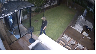 פריצה למקרר