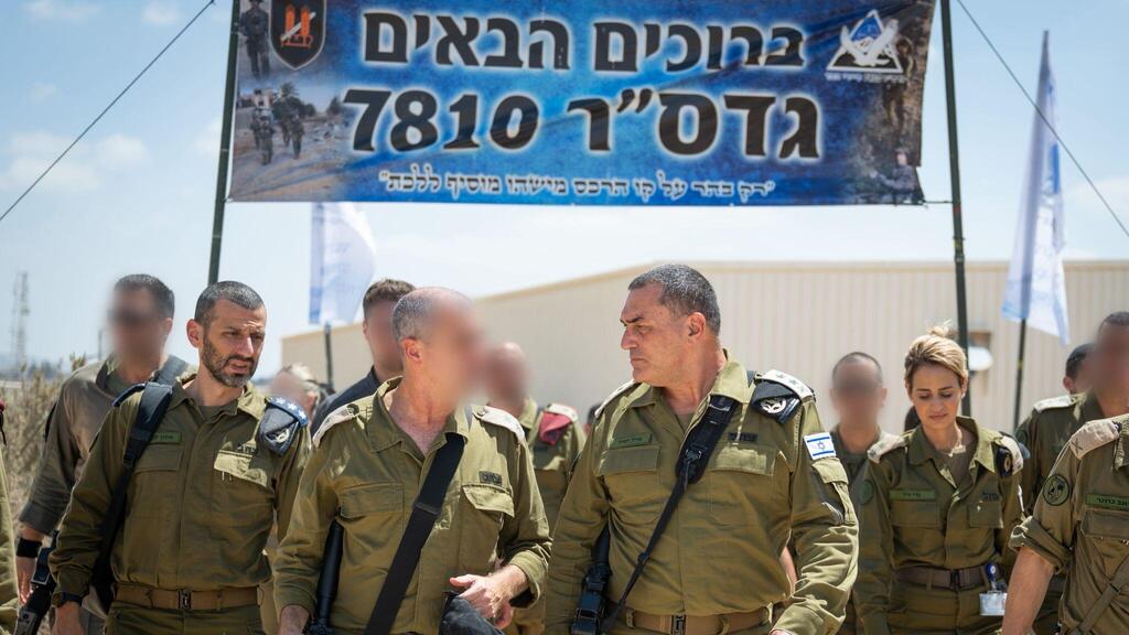 IDF Chief of Staff Eyal Zamir (Photo: IDF) הרמטכ״ל, רב-אלוף אייל זמיר, בביקור בבסיס נחשונים
