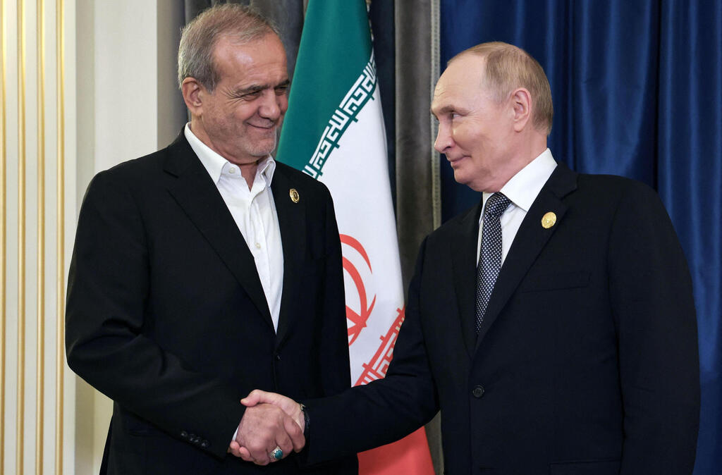 ולדימיר פוטין עם נשיא איראן מסעוד פזשכיאן ב סין 