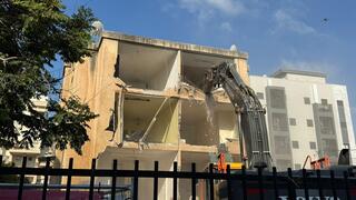 הריסה ברחוב פינסקר בפתח תקווה. התחדשות עירונית של קטה גרופ