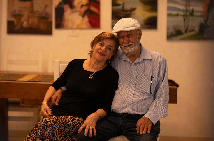 בני ורויטל ציקוטאי במלון בירושלים ובביתם בק"ש 