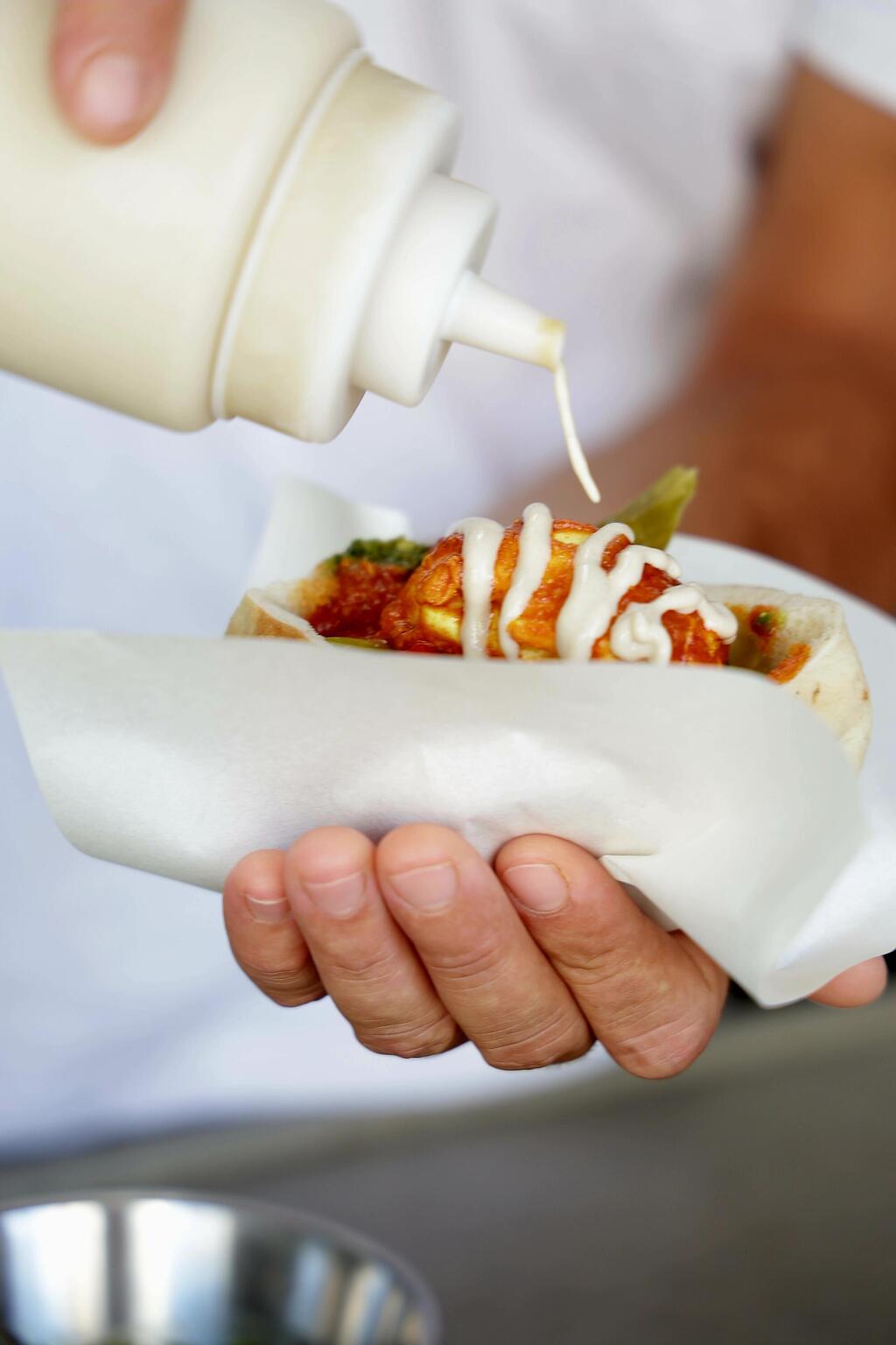 שקשוקה של פלאפל שלמה ובניו