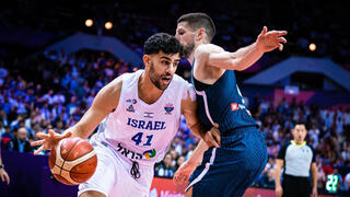 שחקן נבחרת ישראל תומר גינת