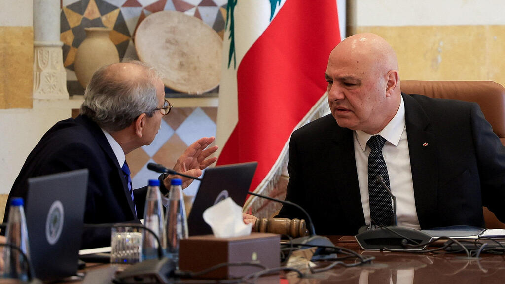 פגישה בין נשיא לבנון ג'וזף עאון לראש הממשלה נואף סלאם