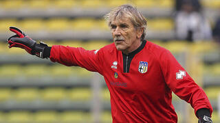 בורנגה במשחק חגיגות ה-100 שנה לפארמה