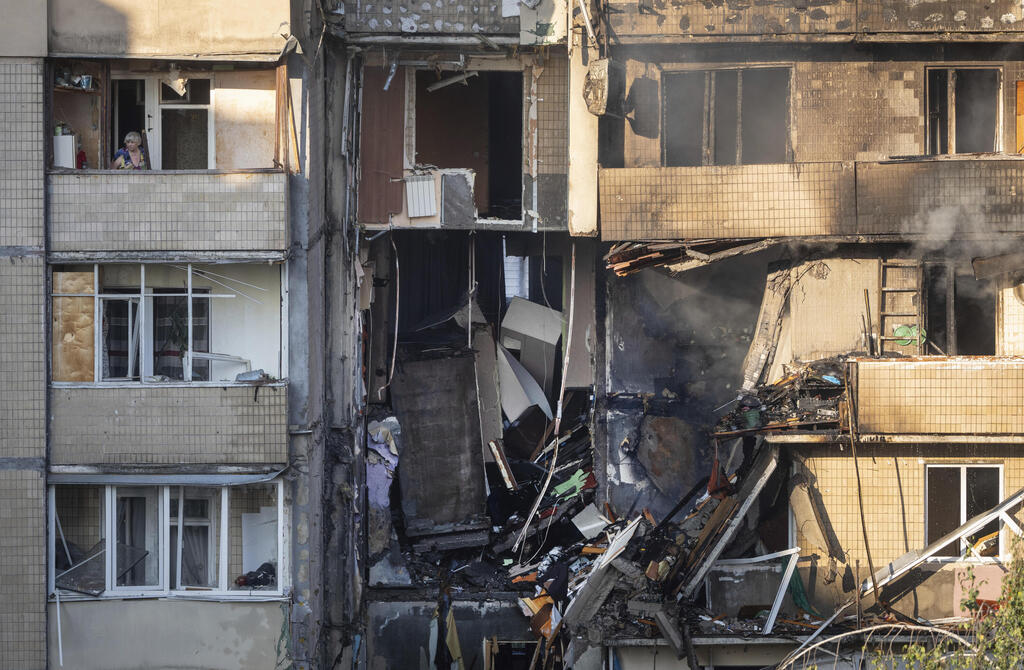 אוקראינה קייב זירת פגיעה ב מתקפה של רוסיה