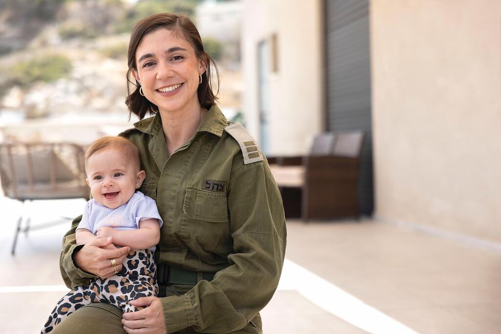 רוני רפלד־בלוט 