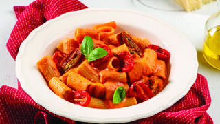 פסטה רוזה מעגבניות אפויות