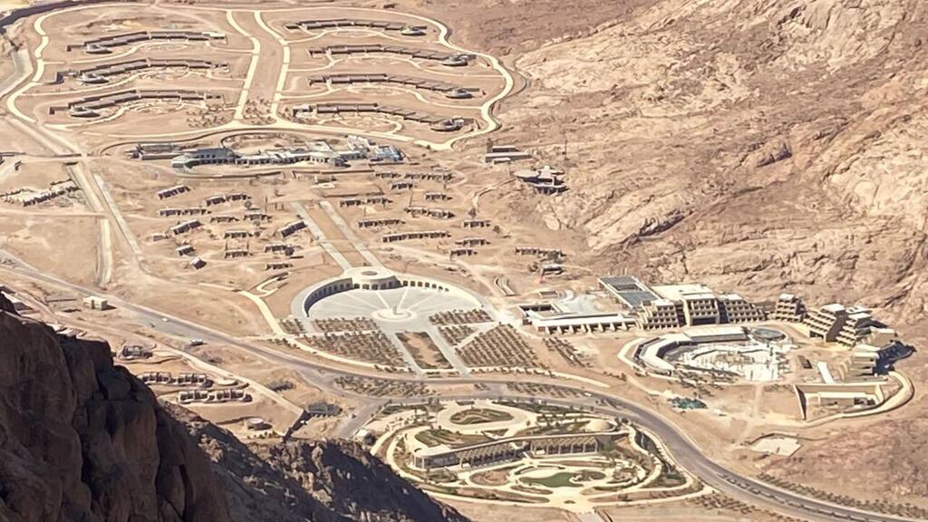 פרויקט התיירות המצרי בהר סיני