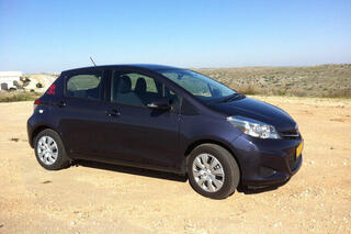 טויוטה יאריס