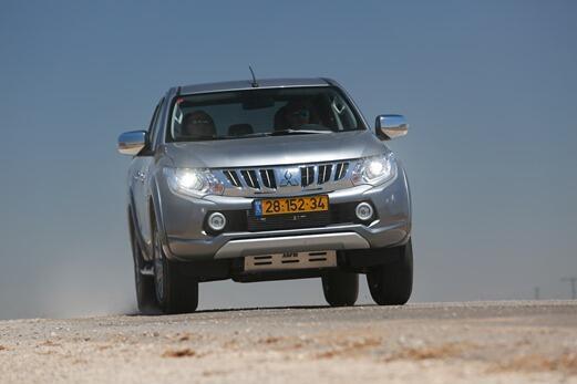 מיצובישי טרייטון