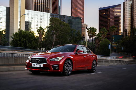 אינפיניטי Q50 2016