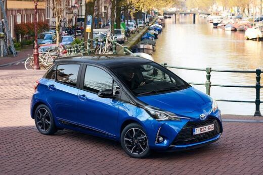 טויוטה יאריס