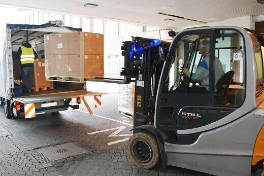 פולקסווגן תורמת מסכות