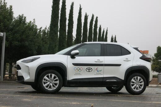 טויוטה יאריס קרוס 