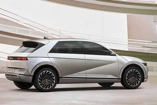 יונדאי איוניק 5