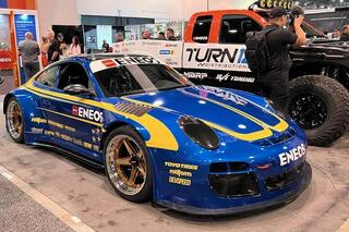 תערוכת SEMA 2022 - פורשה 911 - STI