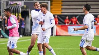 בר לין חוגג