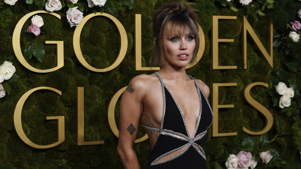 מיילי סיירוס בטקס גלובוס הזהב, 2025