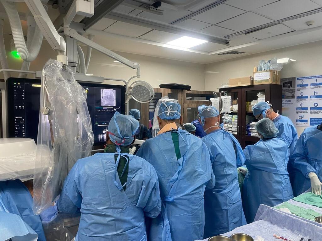 The first phase of a first-in-human clinical trial of TruLeaf Medical's RoseDoc docking system 