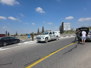 פיצוץ מטען במחסום ניצני עוז