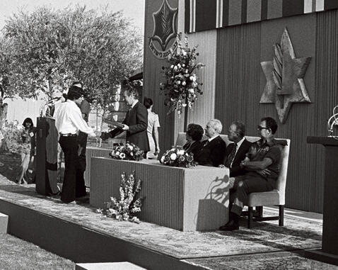 פרופ' יובל נריה קיבל את עיטור הגבורה אחרי המלחמה